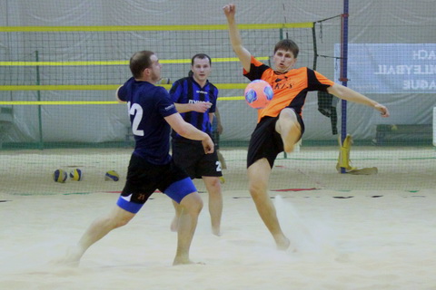 а турнирную таблицу единолично возглавили "Коломяги"...