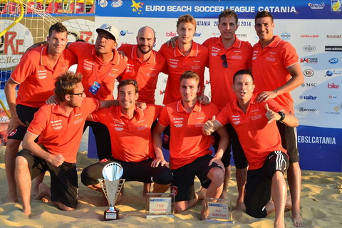 а Швейцария, разгромив Польшу, фактически квалифицировалась в Суперфинал...