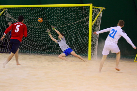 в самой старшей возрастной категории на выходных стартовали финальные игры