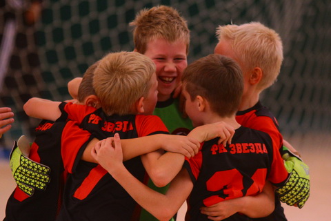 В полуфинал выходят вторые "Московская Застава" с "Олимпом" и "Коломяги"...