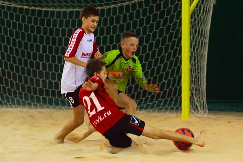 во всех поединках возрастной категории U-13 соперники не особо утруждали себя оборонительными действиями...