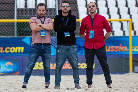 креативная группа beachsoccer.spb.ru представляет новую серию программ "На этап"...